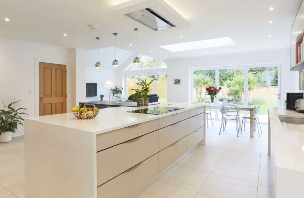 Open Plan Contemporary Kitchens